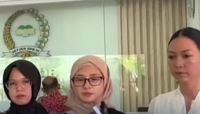 Istri Terdakwa Korupsi Minyak Mentah Sebut Ada Dugaan Kriminalisasi