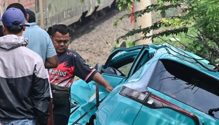 Update Kecelakaan KA Bekasi Timur, Korban Tewas Kini Bertambah jadi 16 Orang