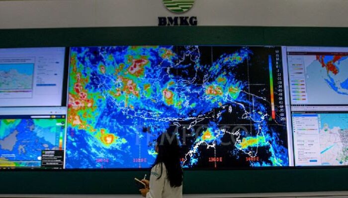 BMKG Peringatkan Cuaca Ekstrem 7–13 April, Sejumlah Wilayah Diimbau Siaga