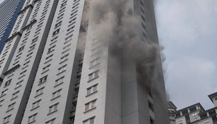 Apartemen Mediterania Hangus Terbakar, Api Diduga Berasal Alat dari Ruang Panel