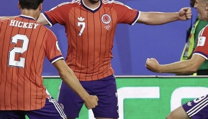 Gol Tunggal John McGinn Bawa Skotlandia Puncaki Grup C, Ungguli Brasil dan Maroko