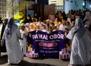 Sambut 1 Muharram 1448 H, Warga Perumahan Bumi Adiarsa Indah Karawang Gelar Pawai Obor