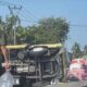 Truk Pengangkut Bawang Terguling di Dekat Polsek Patokbeusi, Arus Pantura Sempat Terganggu