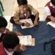 Memprihatinkan! SDN Kalibuaya 1 Karawang Rusak, Siswa Terpaksa Belajar di Atas Matras