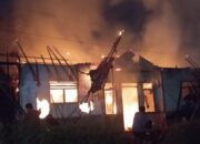Rumah di Kampung Gandoang Karawang Terbakar, Seorang Anak Alami Luka Bakar Serius