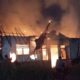 Rumah di Kampung Gandoang Karawang Terbakar, Seorang Anak Alami Luka Bakar Serius