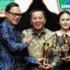 Membanggakan! Pemkab Karawang Raih Penghargaan Pemimpin Daerah Award 2026