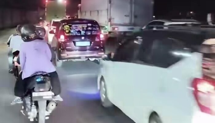 Imbas Proyek Galian Pipa, Jalur Dawuan-Purwasari Alami Macet Parah
