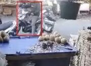 Terekam CCTV, Pria Curi Belanjaan Warga di Pasar Cikampek