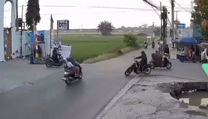 Detik-Detik Ibu Pertahankan Motor dari Curanmor di Garden City Purwasari