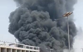 Geger! Lahan Ilalang Terbakar di Kawasan Industri Suryacipta Karawang