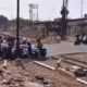 Nekat Terobos Palang Kereta di Cikampek, Motor Ojol Tertabrak hingga Ringsek