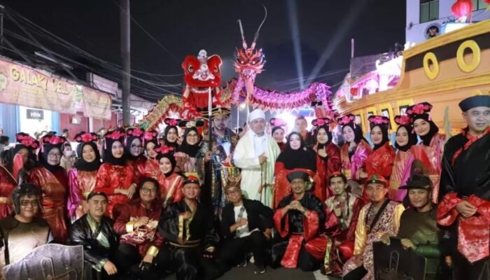 Kolaborasi 3 RSUD Karawang Raih Terbaik I Helaran Budaya HUT ke-393