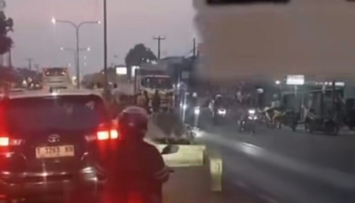 Kecelakaan Terjadi di Purwasari Karawang, Pengendara Motor Alami Luka-Luka