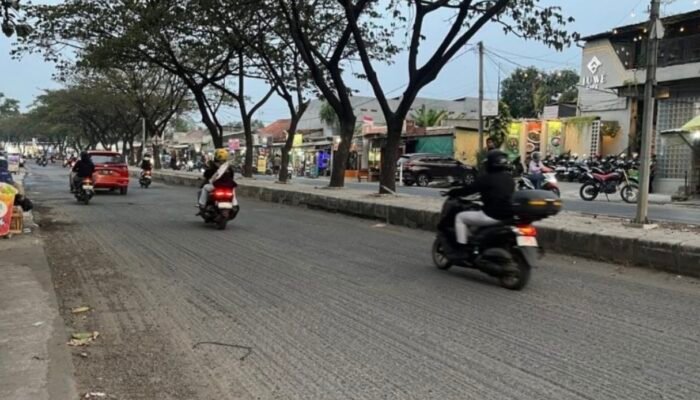 Kontrak Berakhir Desember, PUPR Karawang Targetkan Jalan Galuh Mas Selesai Oktober