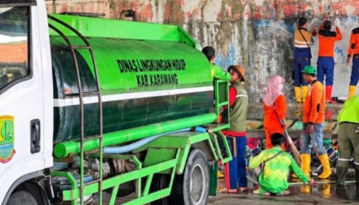 Jelang Pengecatan Mural, Flyover Cikampek Mulai Ditata Pemkab Karawang