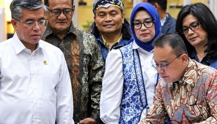 DPR Sahkan UU Pelindungan Ketenagakerjaan, Ini Aturan Baru untuk Pekerja