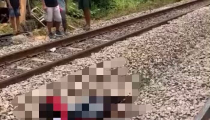 Tragis! Pasutri Tewas Tertabrak Kereta di Perlintasan Warung Bambu Klari