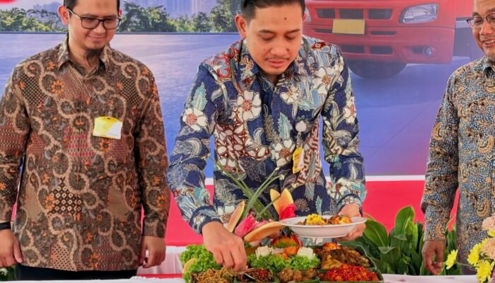 Pertamina Patra Niaga dan Prima Armada Raya Perkuat Kompetensi Awak Mobil Tangki di Cikampek